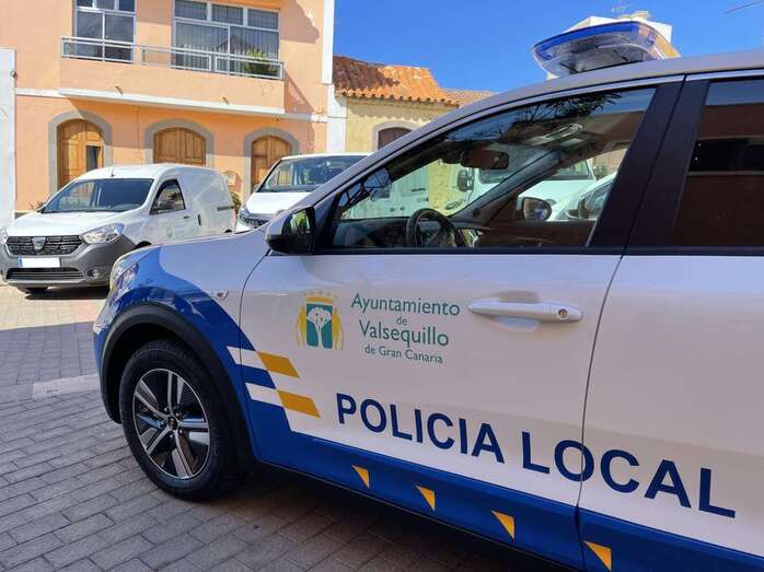 Vehículo de la Policía Local de Valsequillo/TA.